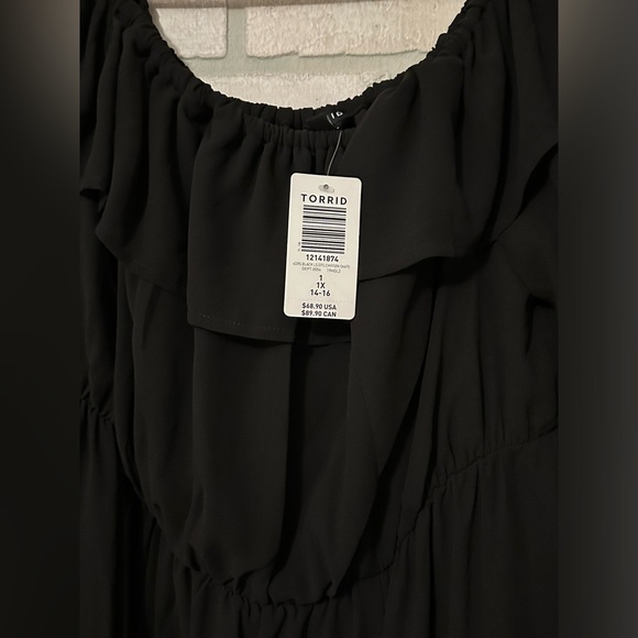 Torrid Mini Chiffon Off-Shoulder Skater Dress Size 1 BNWT - Picture 3 of 4